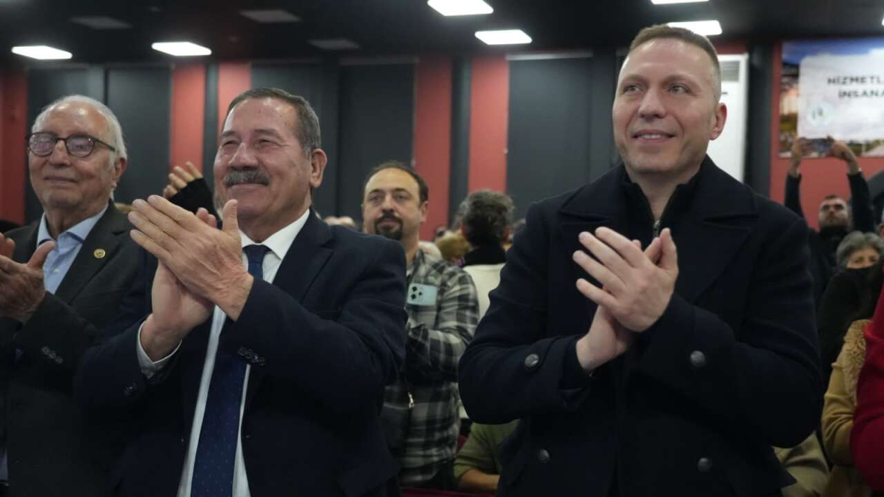 Milas’ta Türk Müziği Rüzgârı: İlk Konser Ayakta Alkışlandı 9